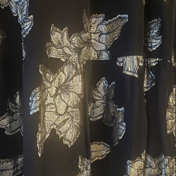 Tommy Bahama Shimmering Shores Longs Sleeve Tiered Dress: Black & Gold Metallic - Picture 11 of 14